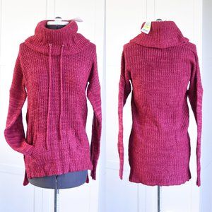 NWT Magenta Cowl Neck Soft Sweater w/Pocket Med